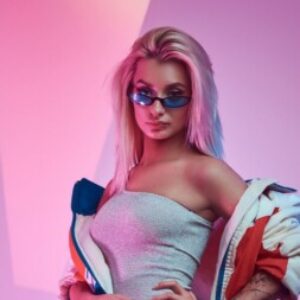 Profile photo of Samantha Deluca